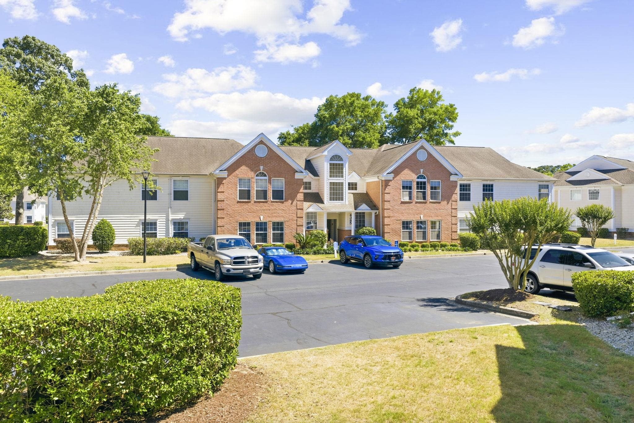 4385 Daphne Ln. F