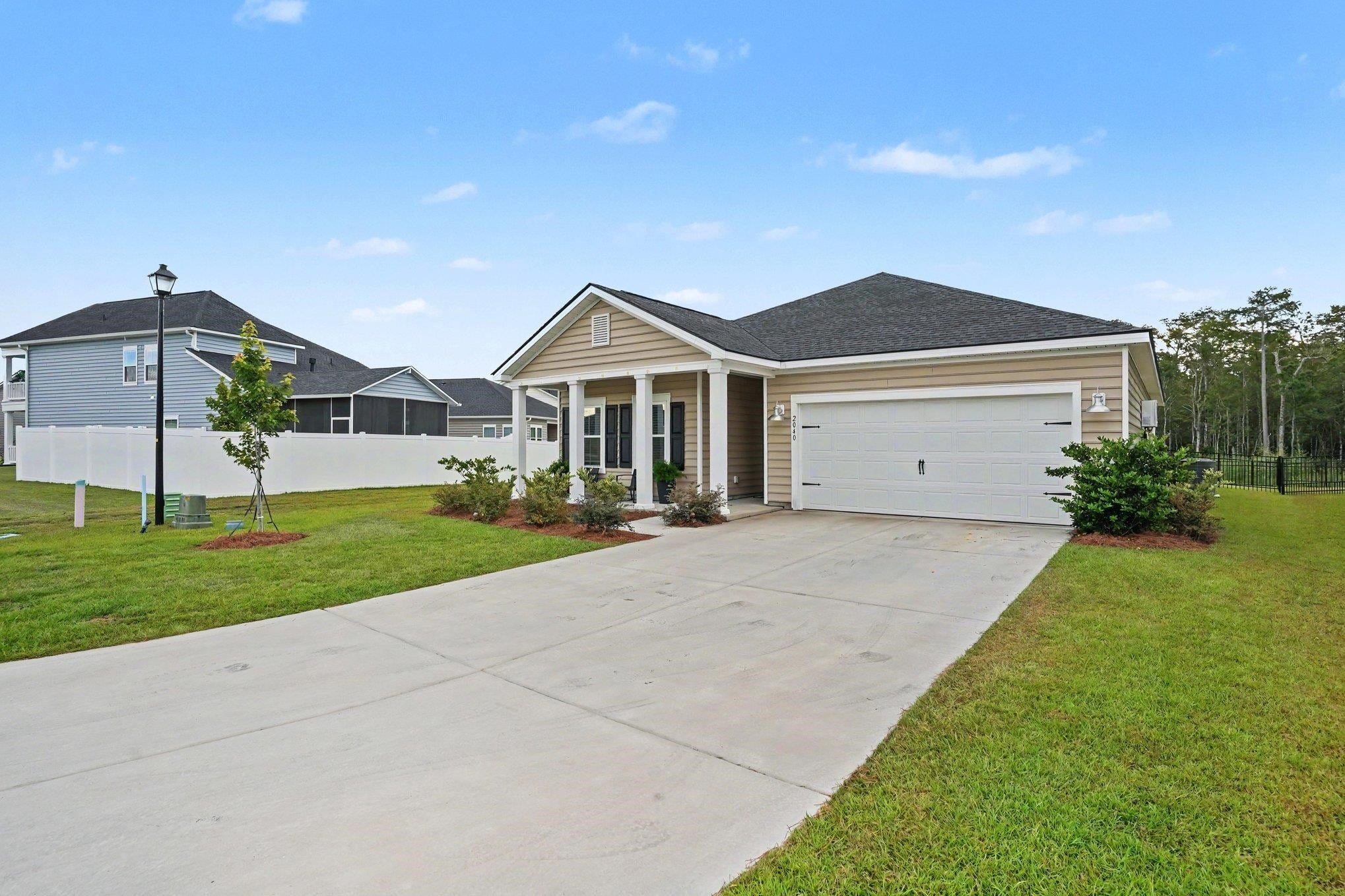 2040 Lone Cypress Dr