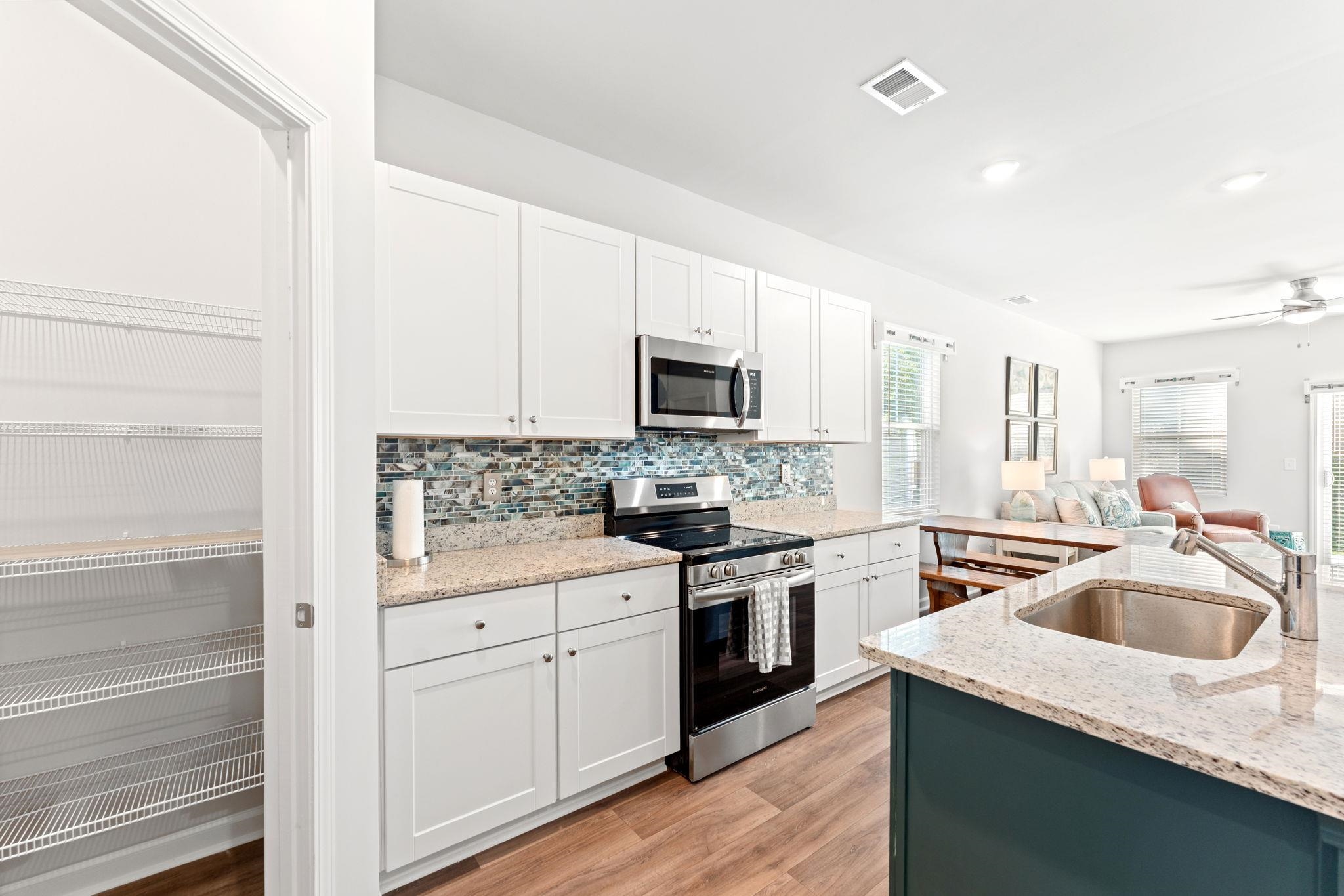 152 Hoffman Park Dr. 152