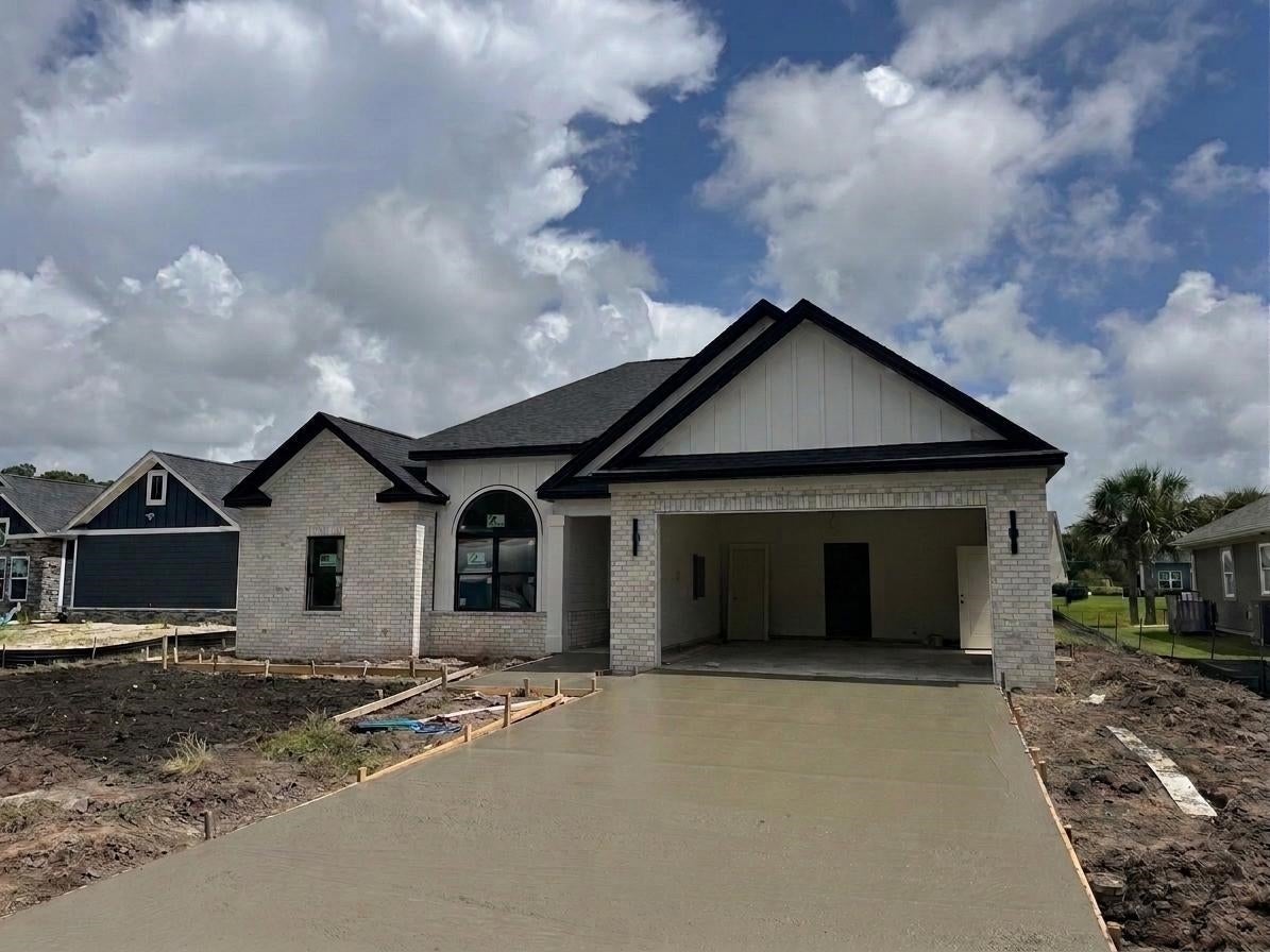 113 Swallowtail Ct.