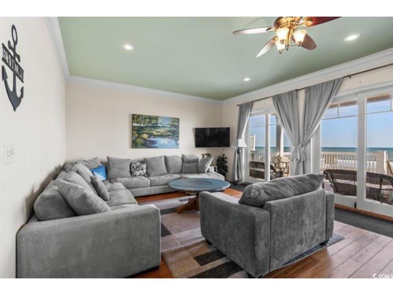 132 N Waccamaw Dr.