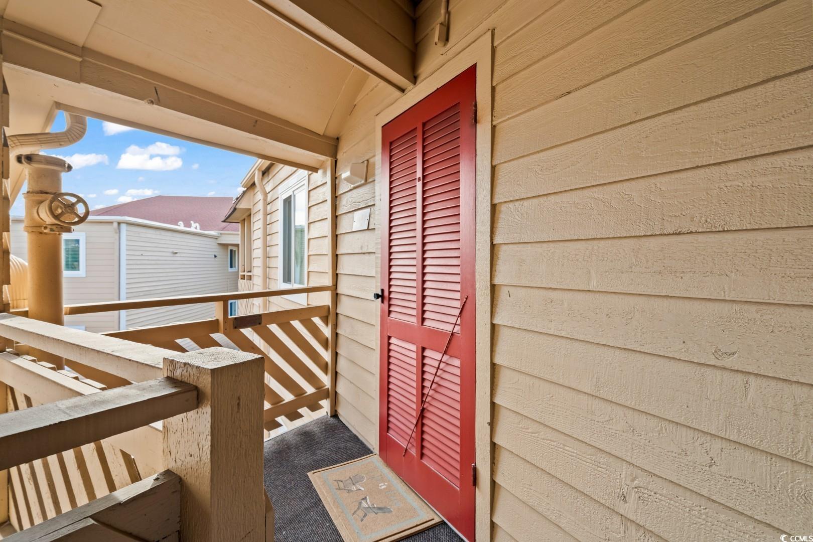 609 Hillside Dr. S D-17
