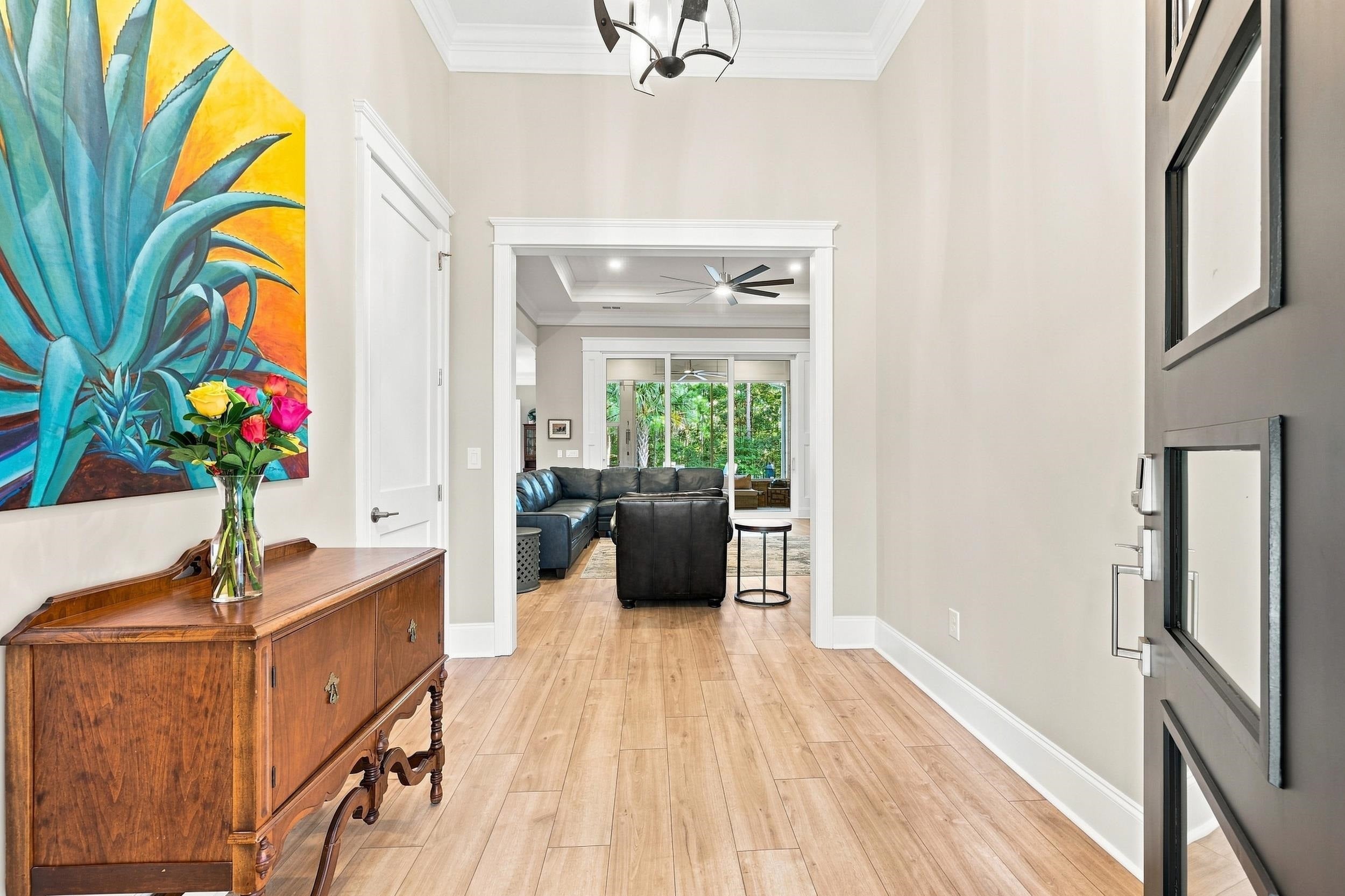 5185 Alwoodley Ln.