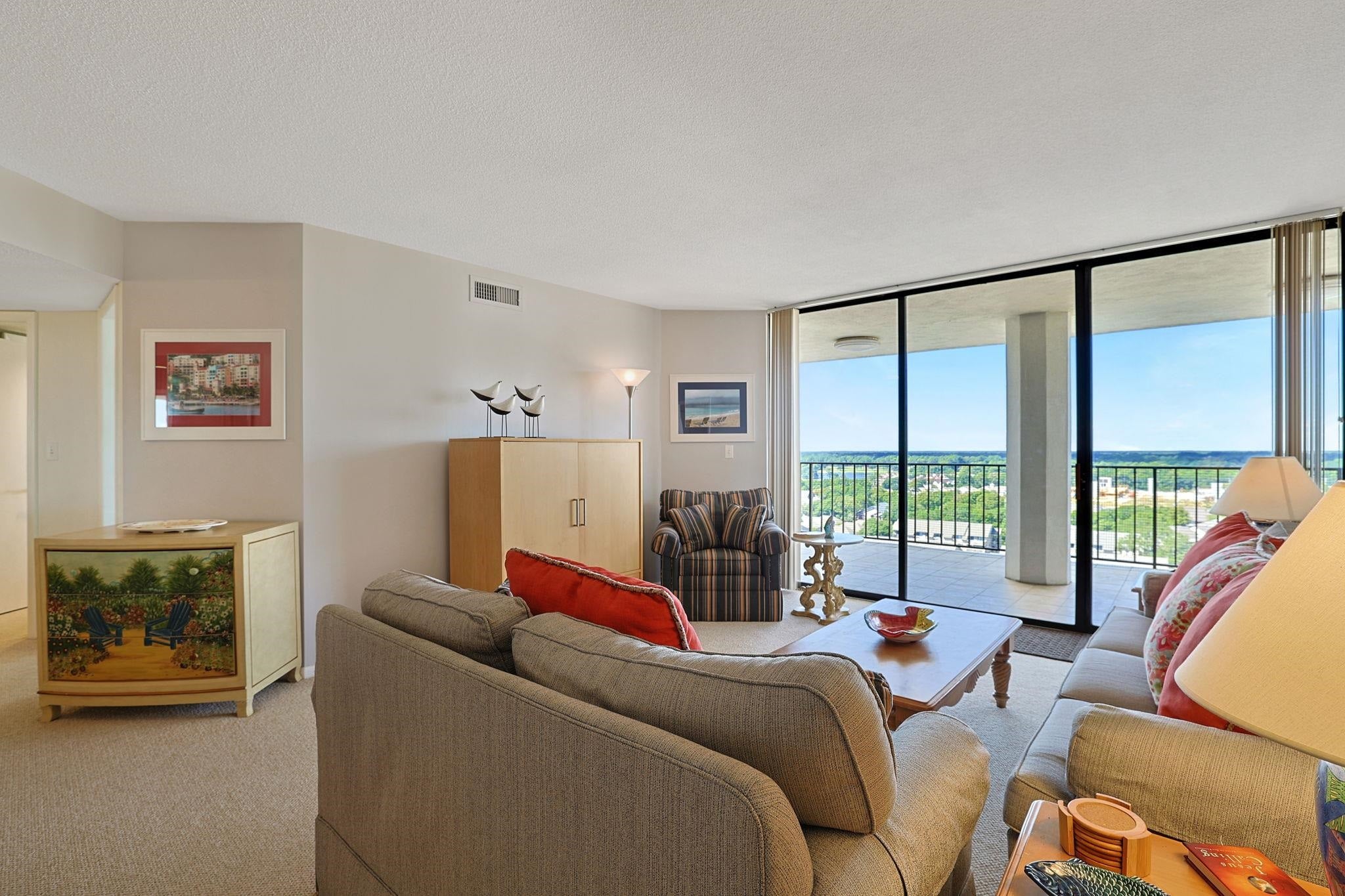 9650 Shore Dr. 1606