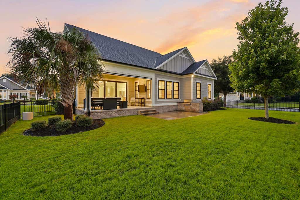 Photo of 642 Boone Hall Dr, Myrtle Beach, SC 29579 (MLS # 2621177)