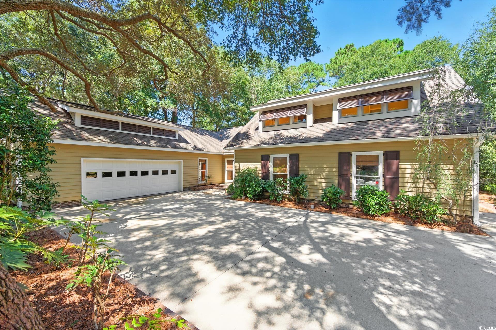 695 Country Club Dr.