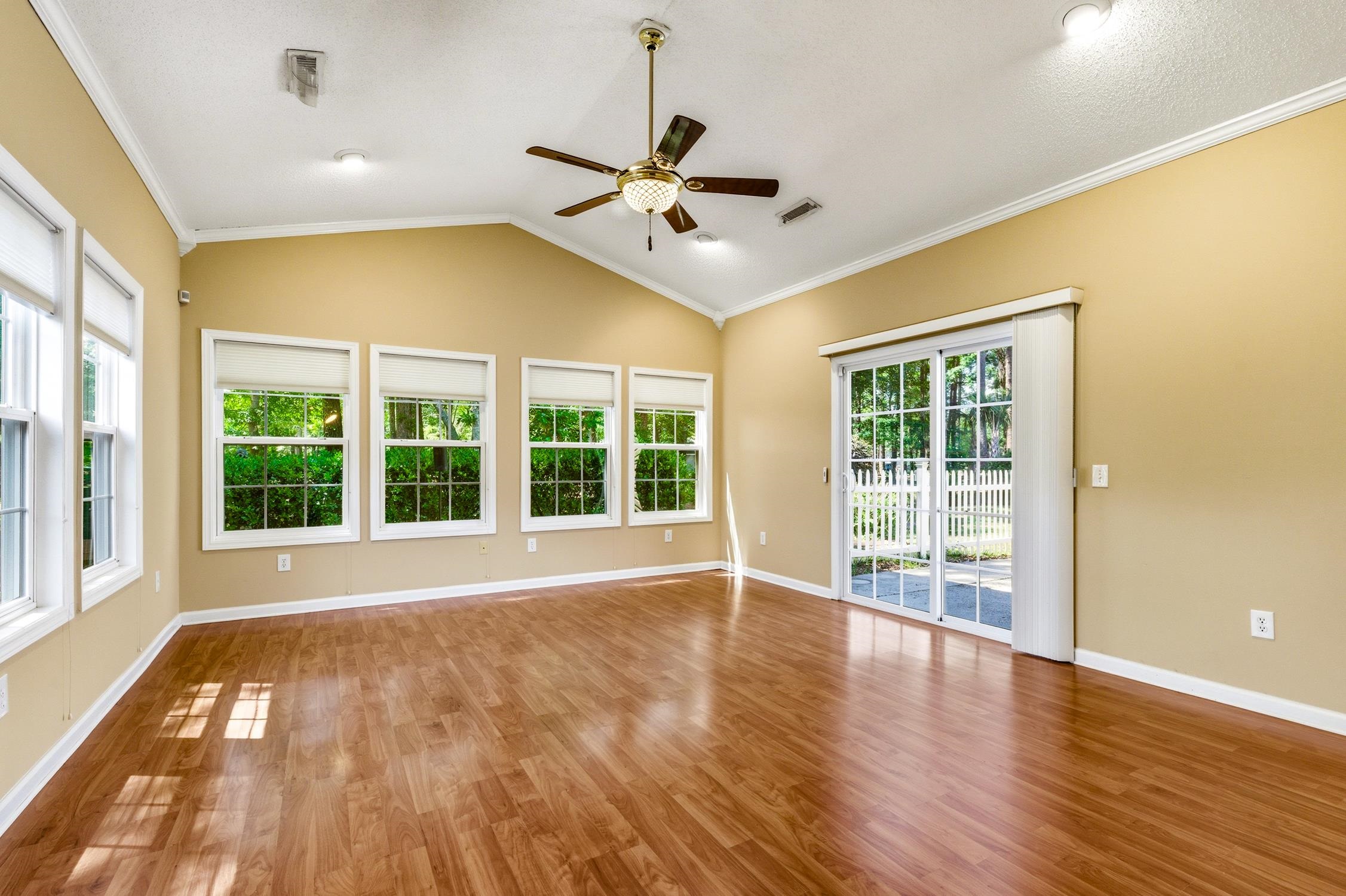 6618 E Sweetbriar Trail