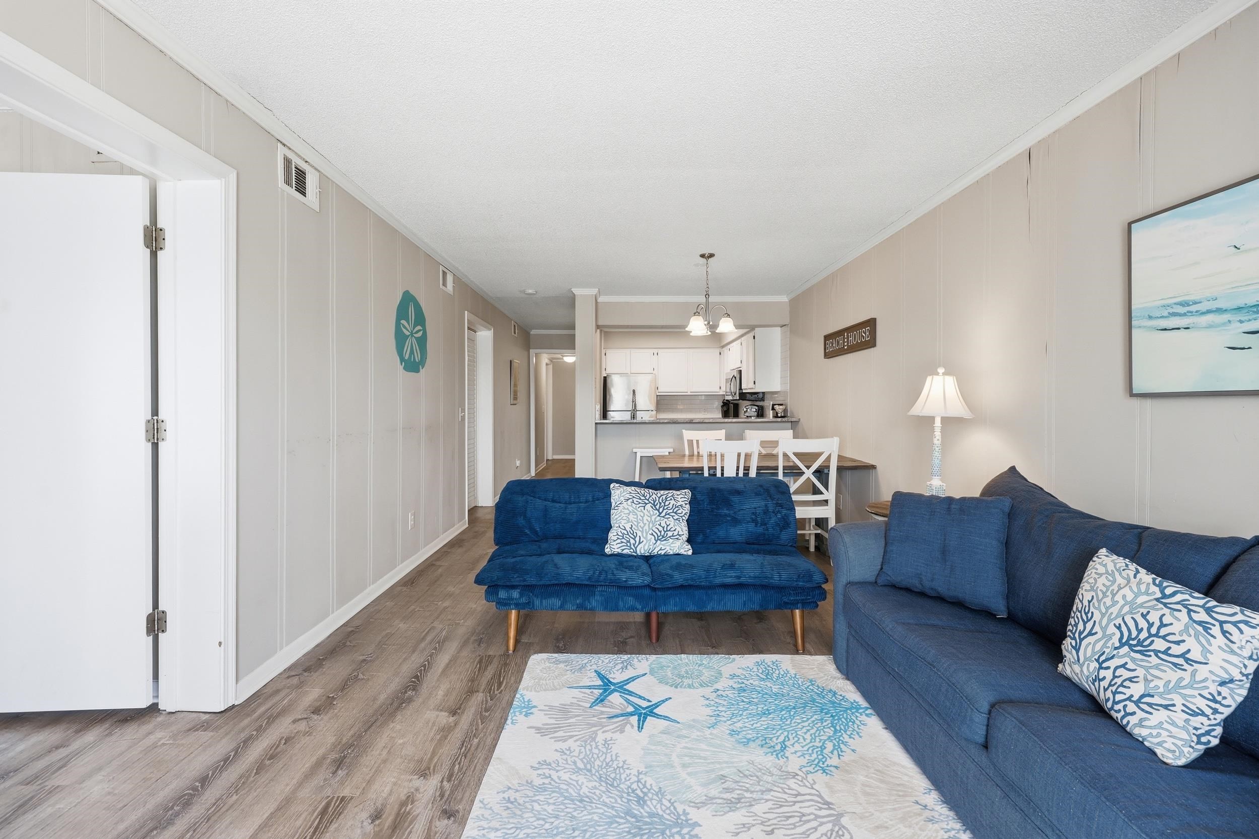 900 N Waccamaw Dr. 303