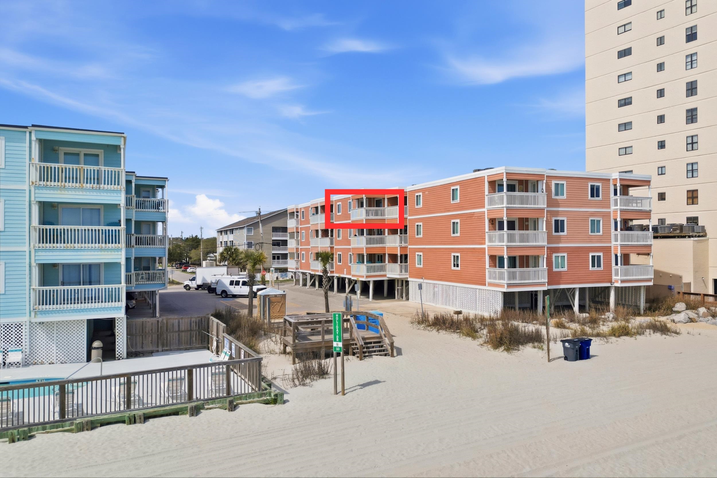 900 N Waccamaw Dr. 303