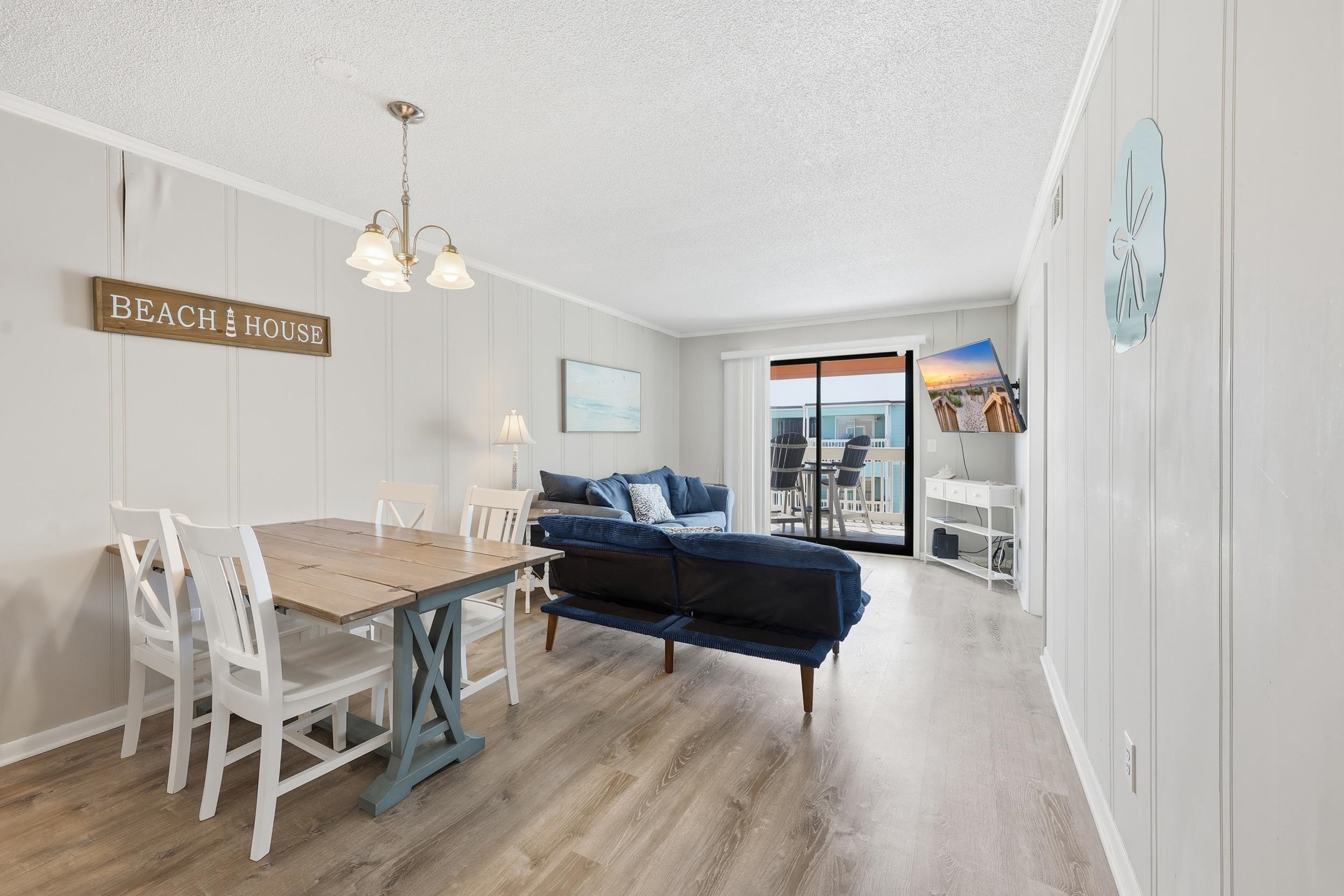 900 N Waccamaw Dr. 303