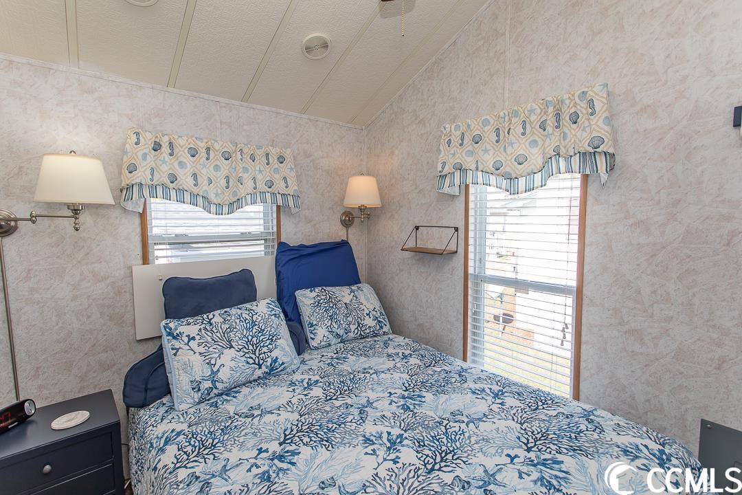 Photo 26 of 40 of 302 Ebbtide Dr. mobile home