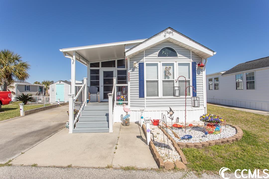 Photo 1 of 40 of 302 Ebbtide Dr. mobile home
