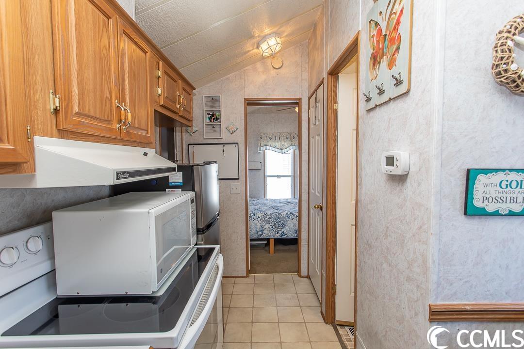Photo 22 of 40 of 302 Ebbtide Dr. mobile home