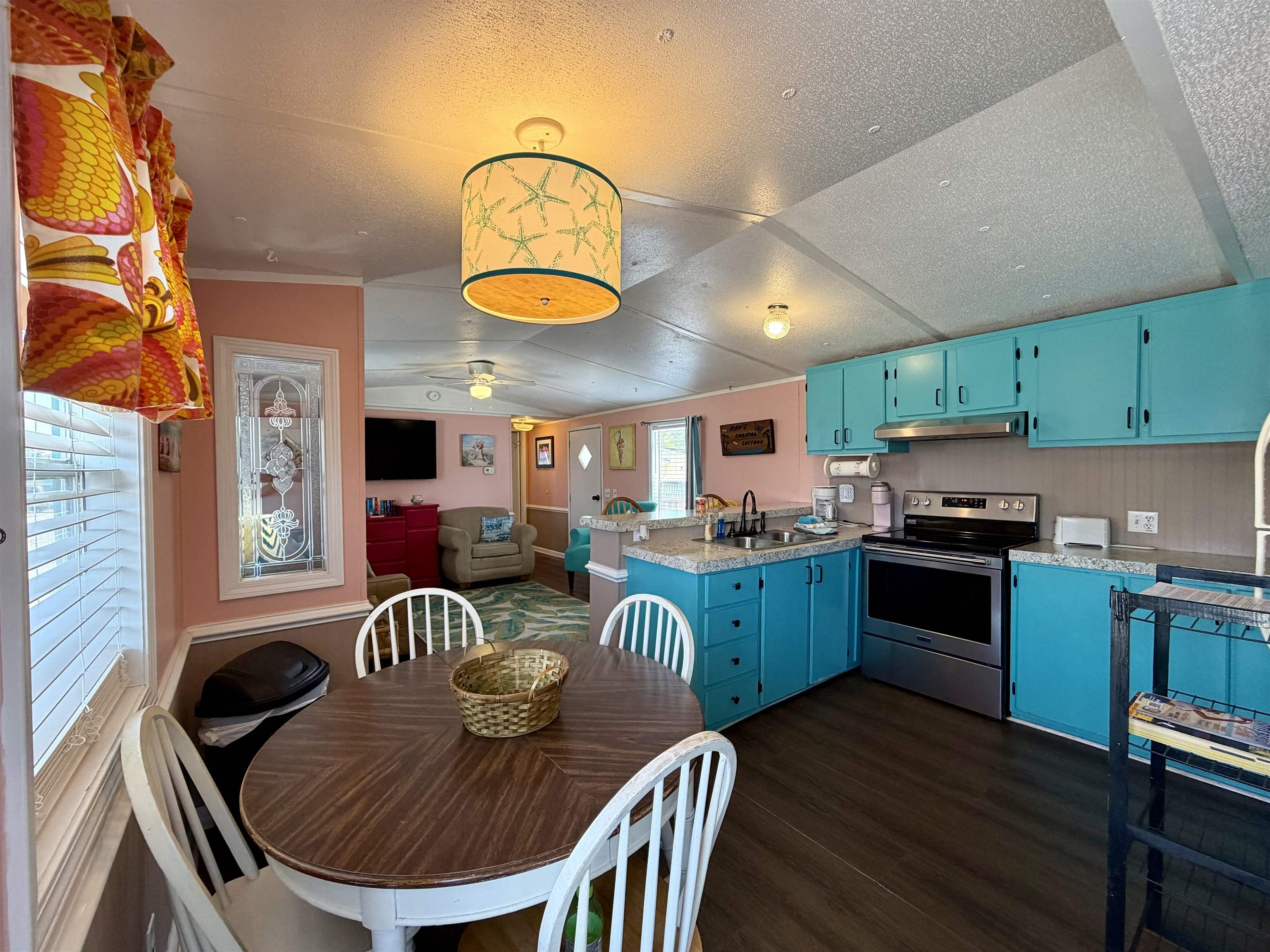 147 Oceanside Dr.