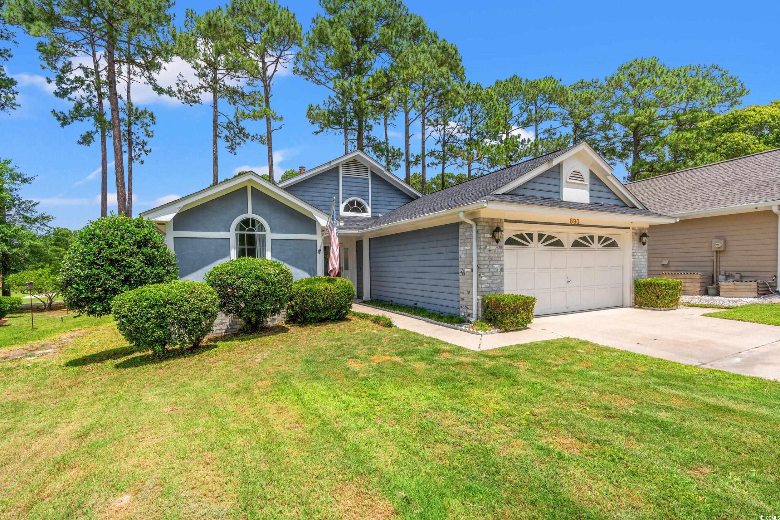 890 Knoll Dr.