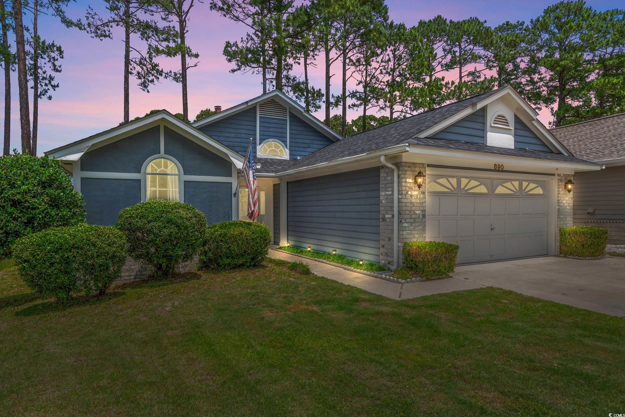 890 Knoll Dr.