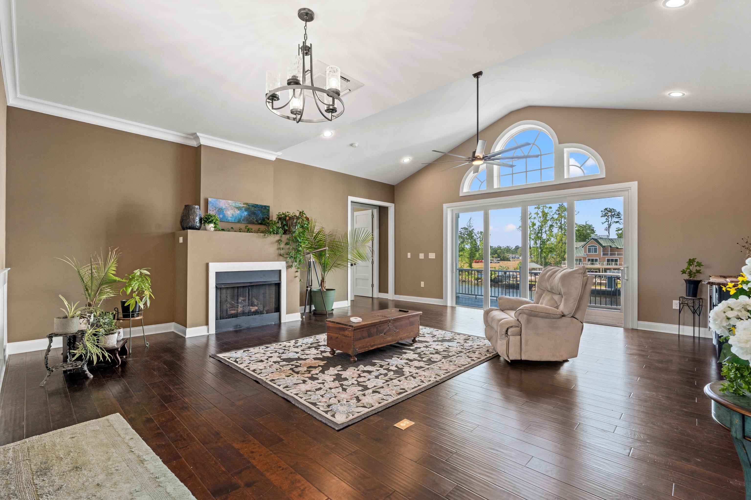 2618 Riverside Dr.