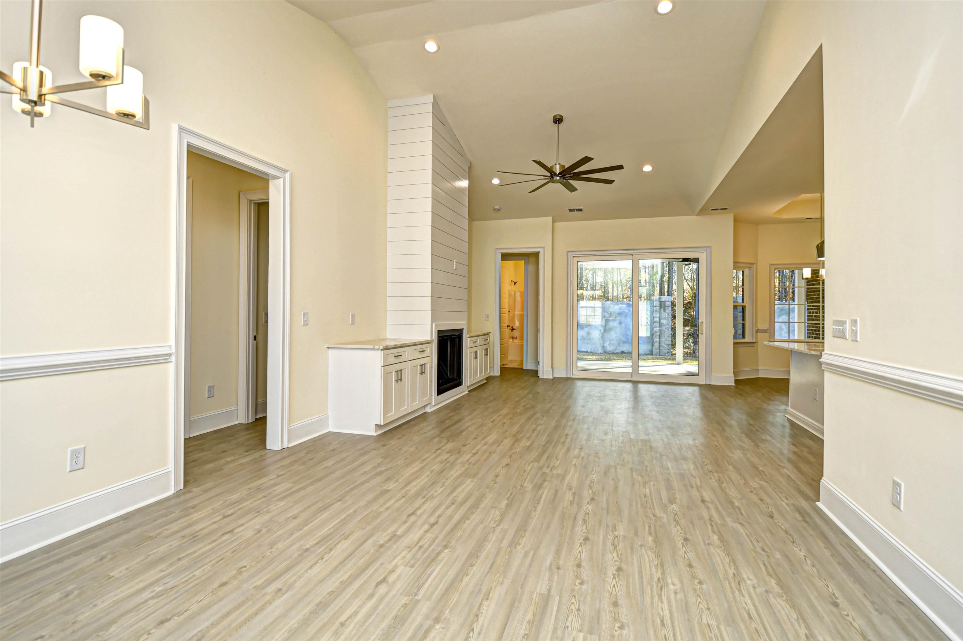 309 Waterfall Circle