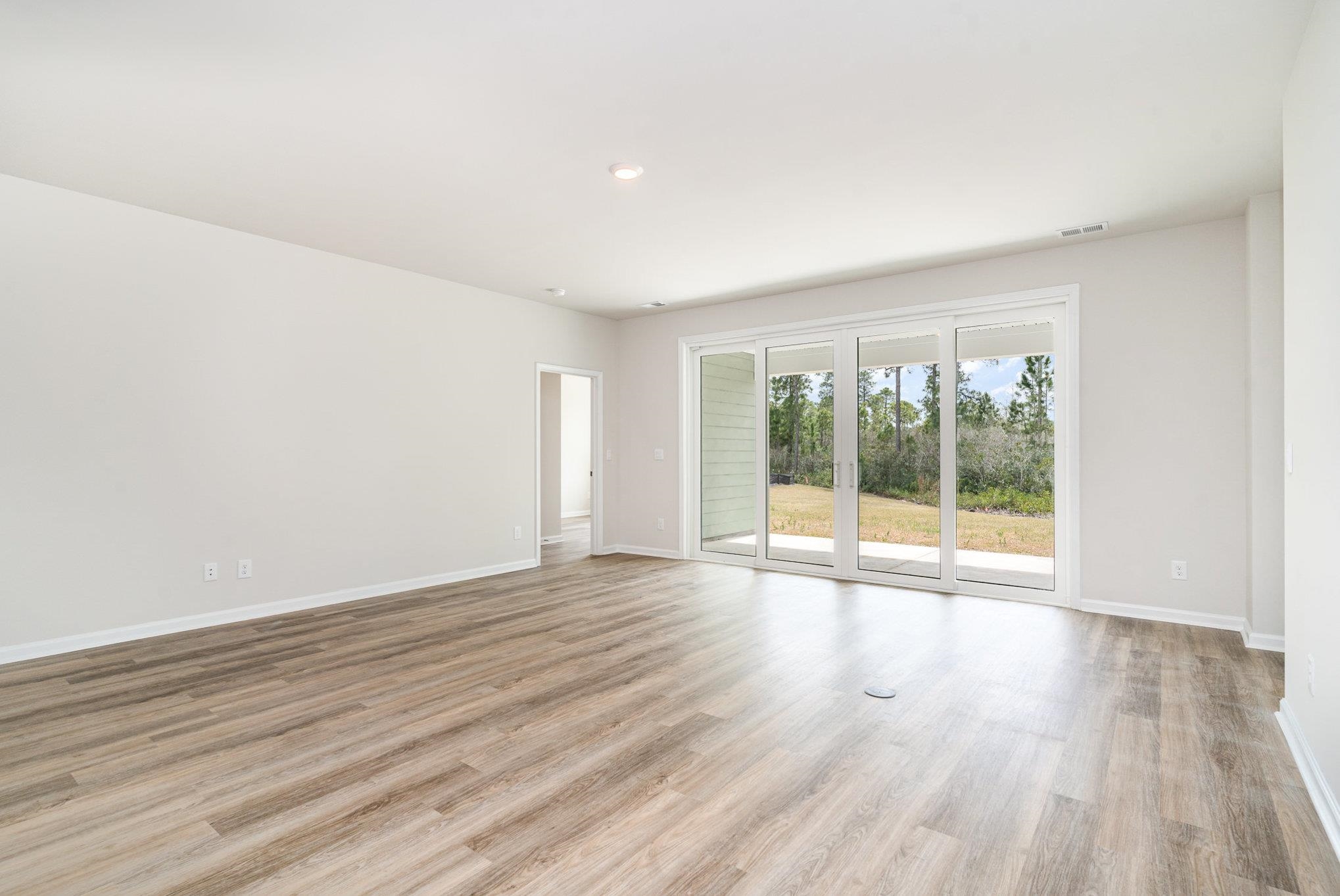 993 Ireland Dr.