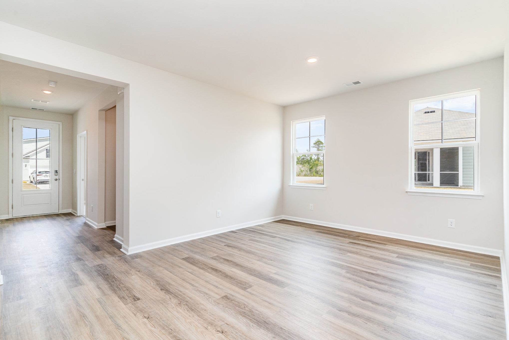 993 Ireland Dr.