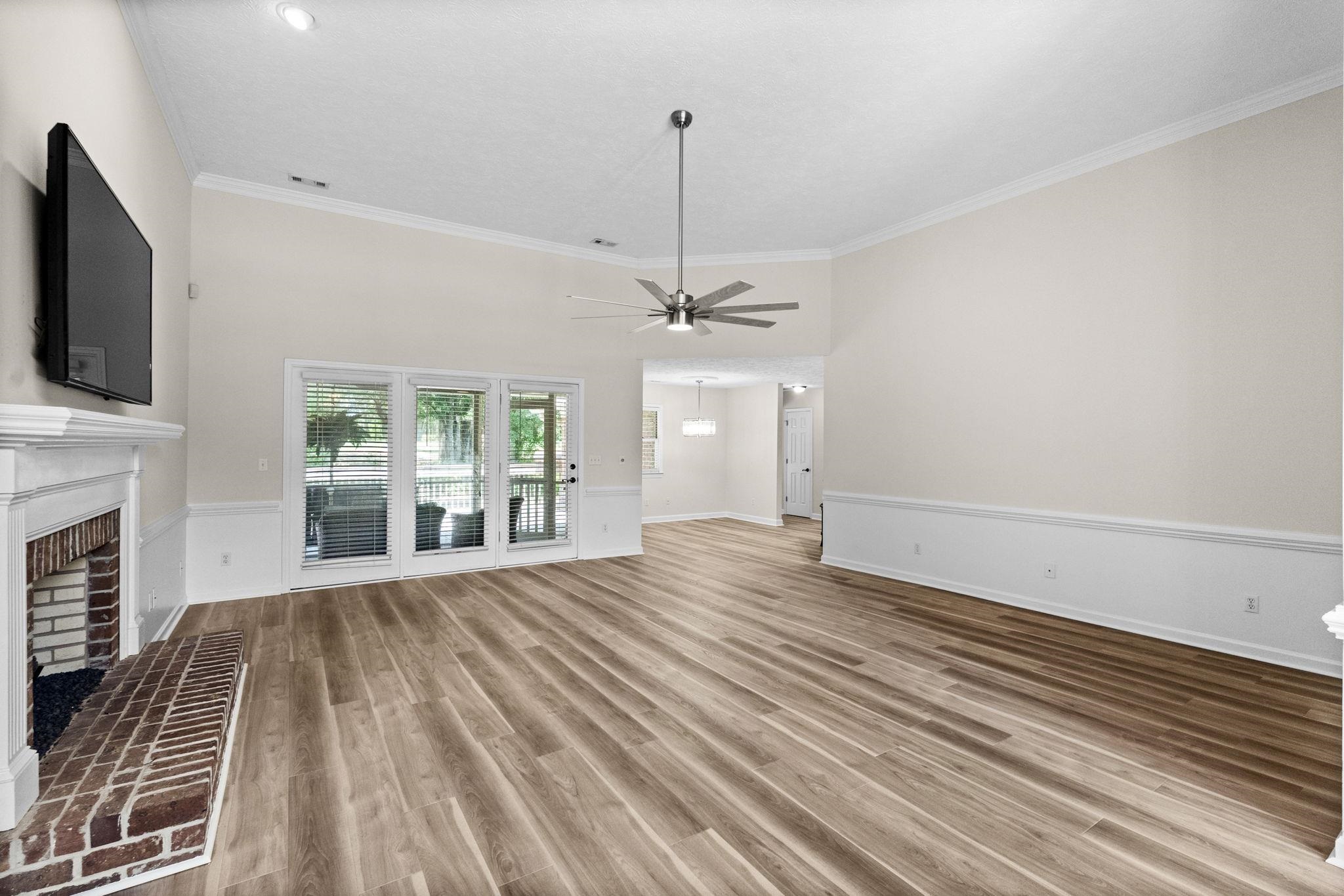 4015 River Hills Dr.