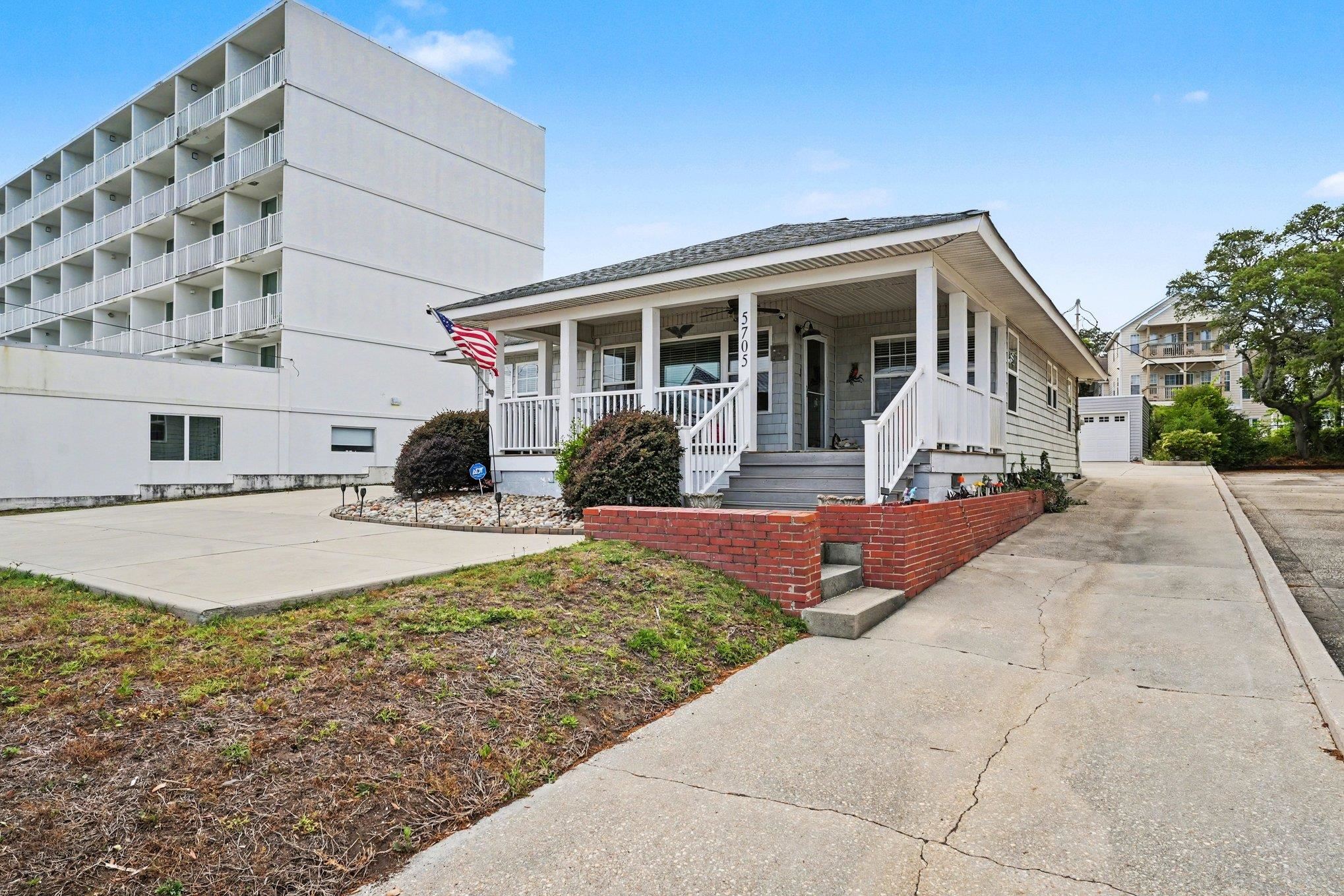 5705 N Ocean Blvd.