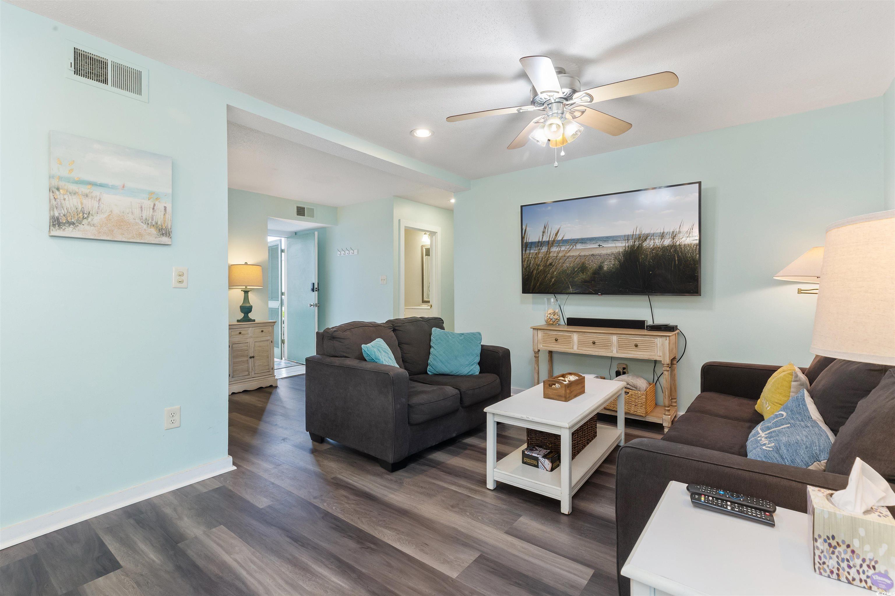 Myrtle Beach, South Carolina 29572, United States, 2 Bedrooms Bedrooms, ,2 BathroomsBathrooms,Residential,Active,212171