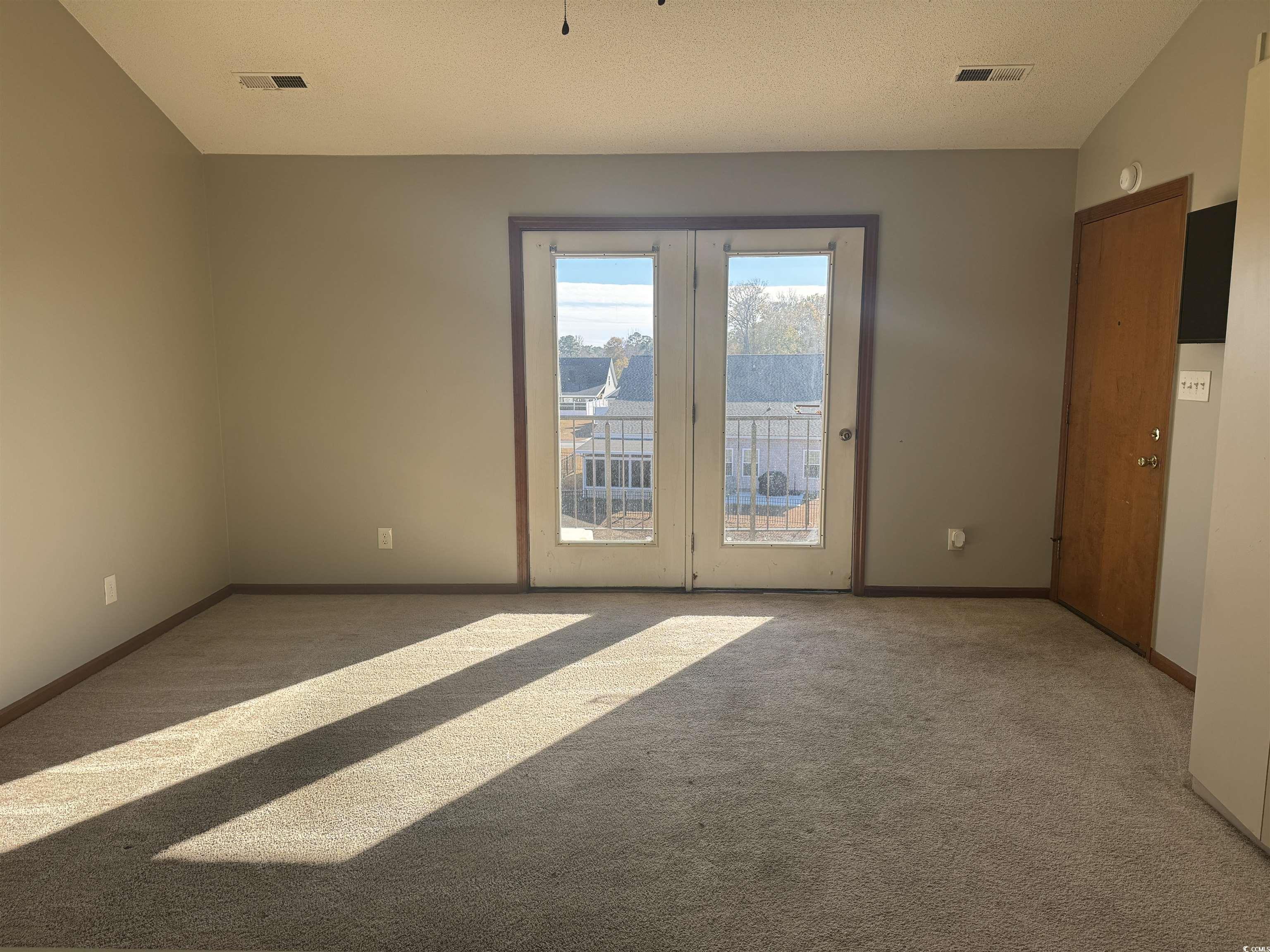 213 Double Eagle Dr. E3