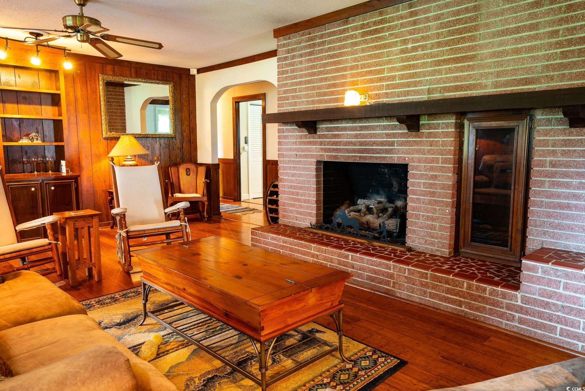 1165 Highway 9 Business W