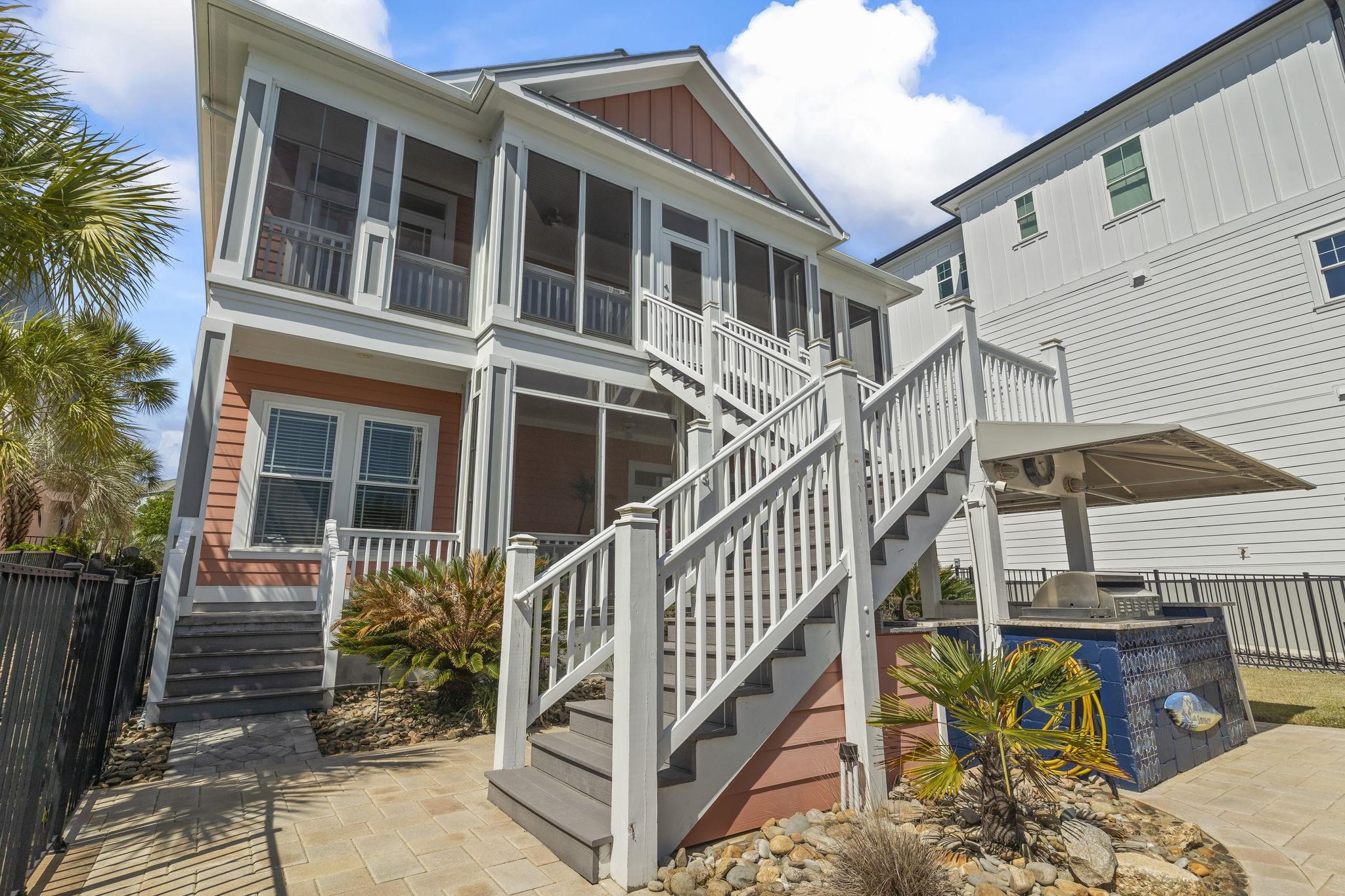 North Myrtle Beach, South Carolina, 29582, United States, 5 Bedrooms Bedrooms, ,4 BathroomsBathrooms,Residential,Active,2032904