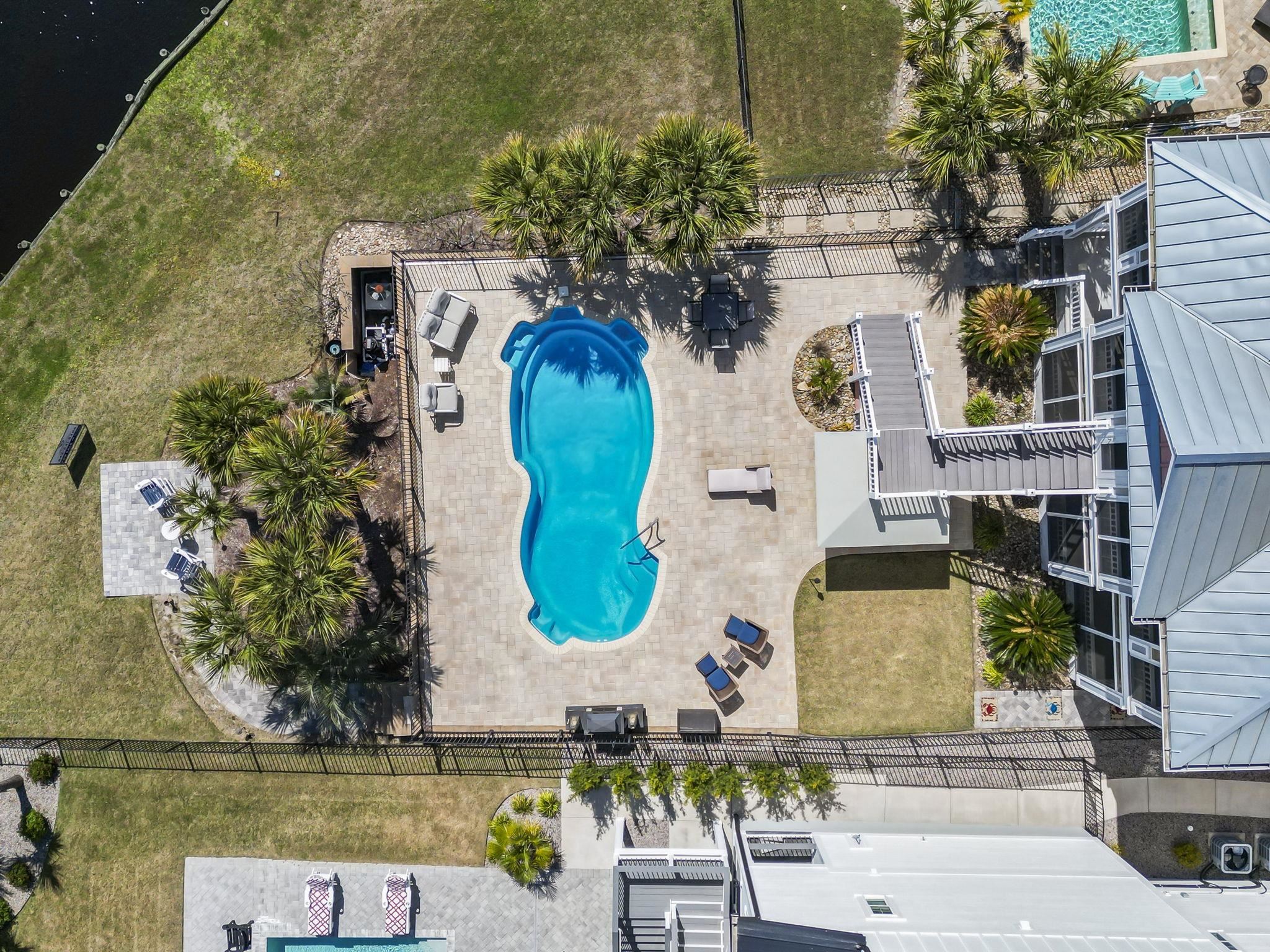 North Myrtle Beach, South Carolina, 29582, United States, 5 Bedrooms Bedrooms, ,4 BathroomsBathrooms,Residential,Active,2032904