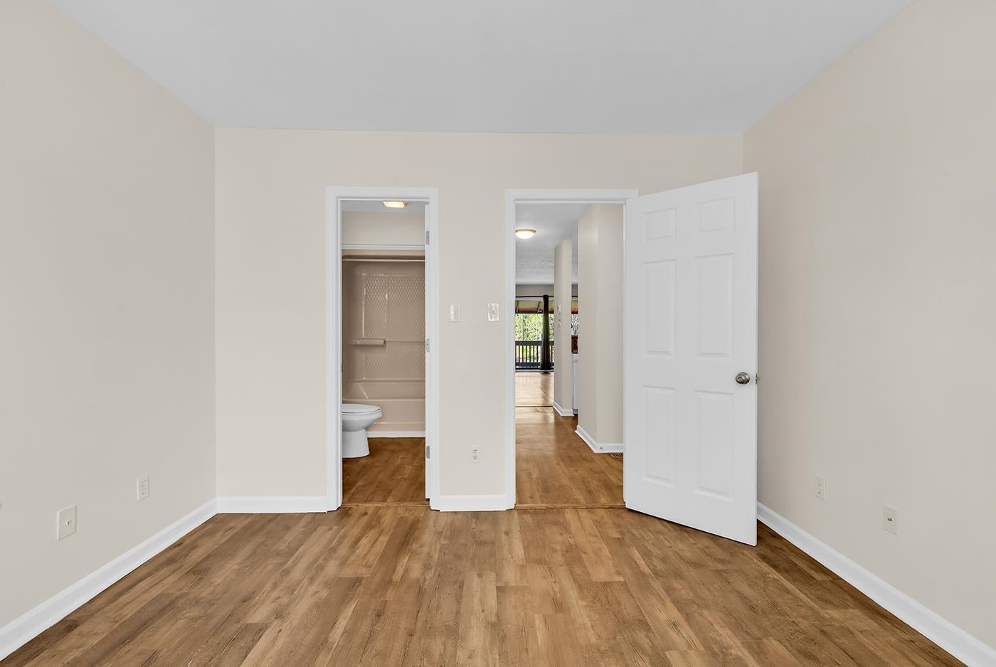 4096 Fairway Lakes Dr. 4096