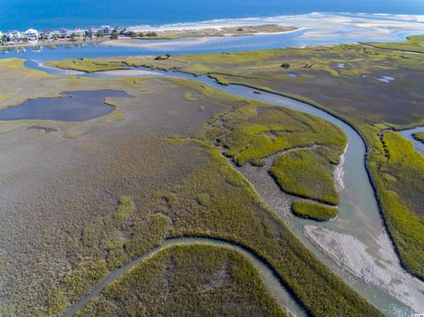 A home in Pawleys Island