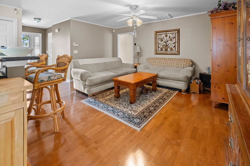 5801 Swift St.