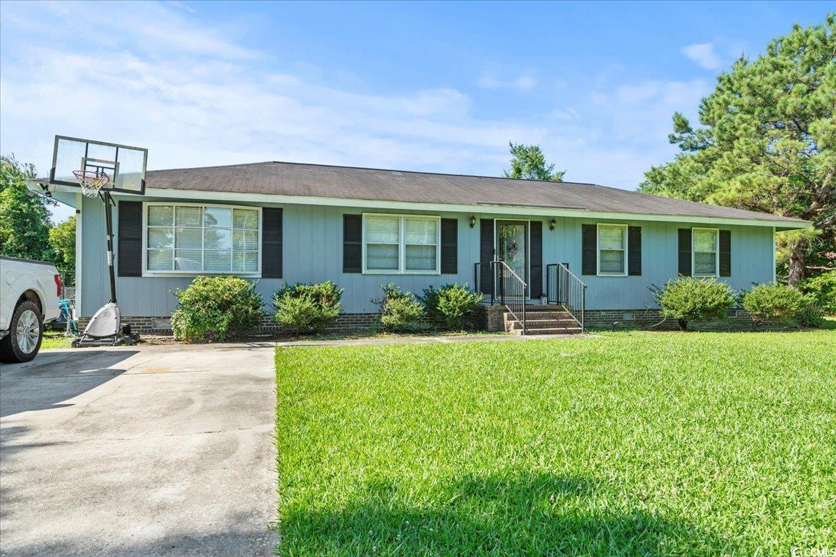 308 Sanders Ct.