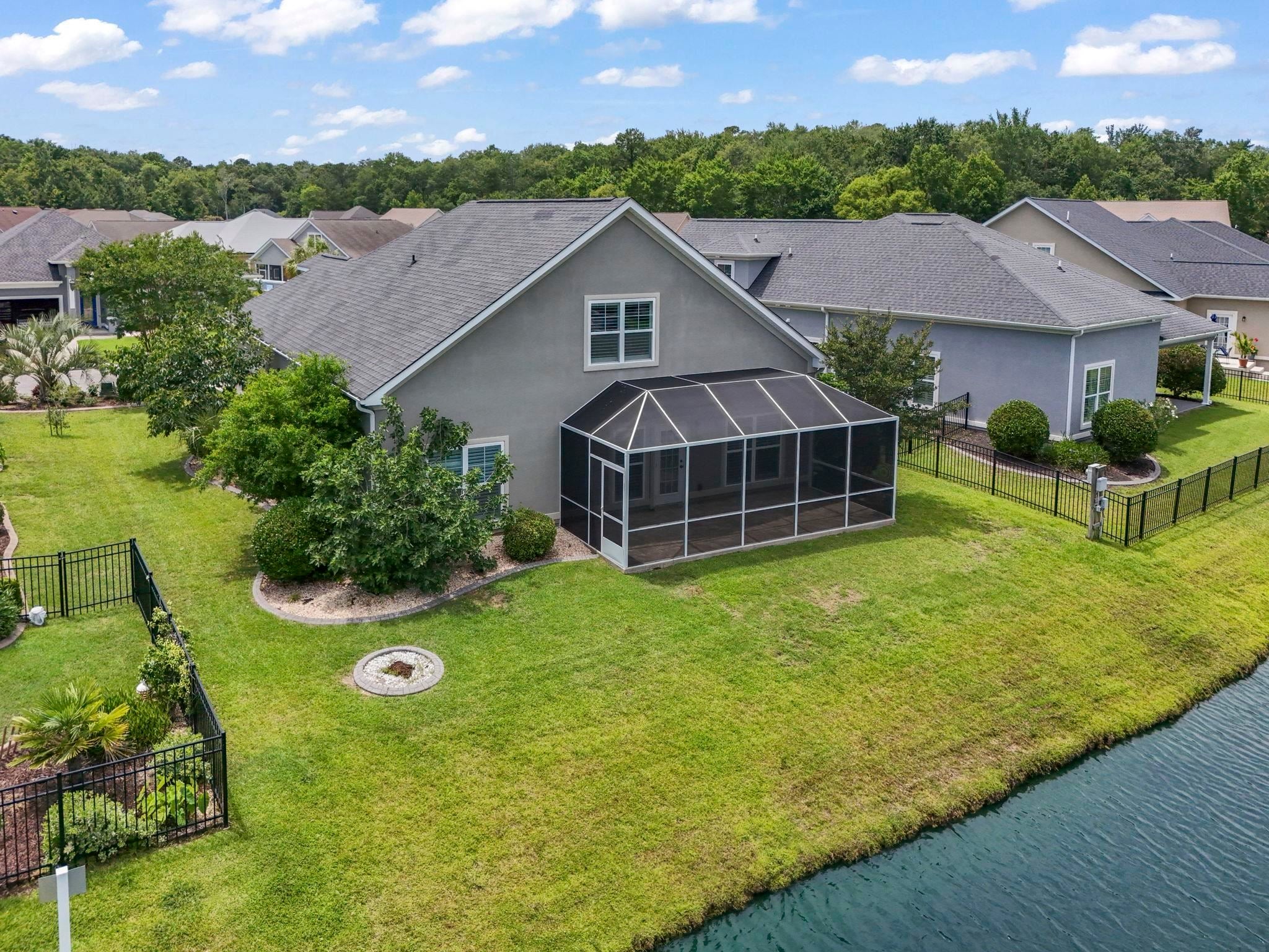 813 Covelo Ln.