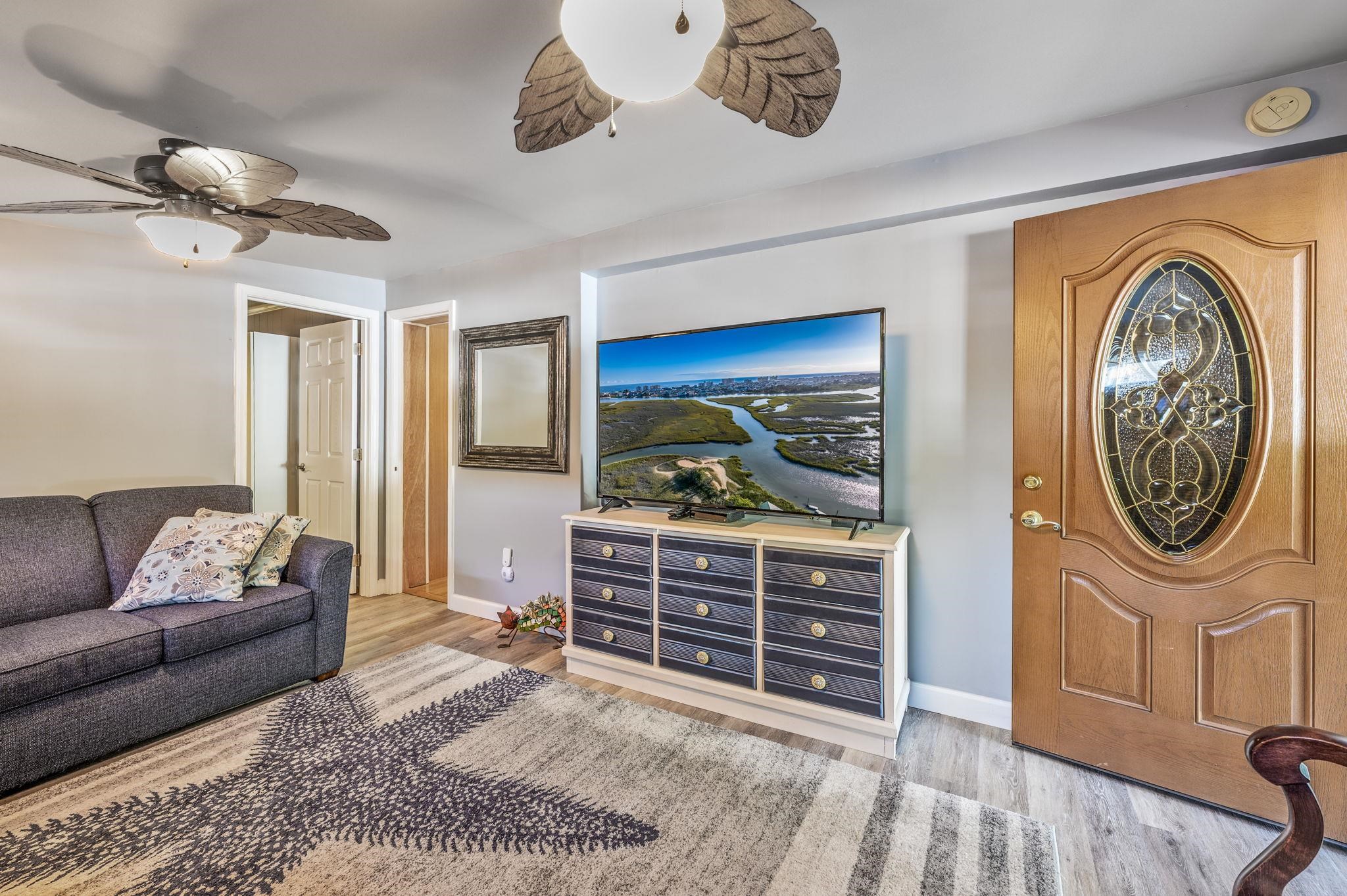 5400 Little River Neck Rd.