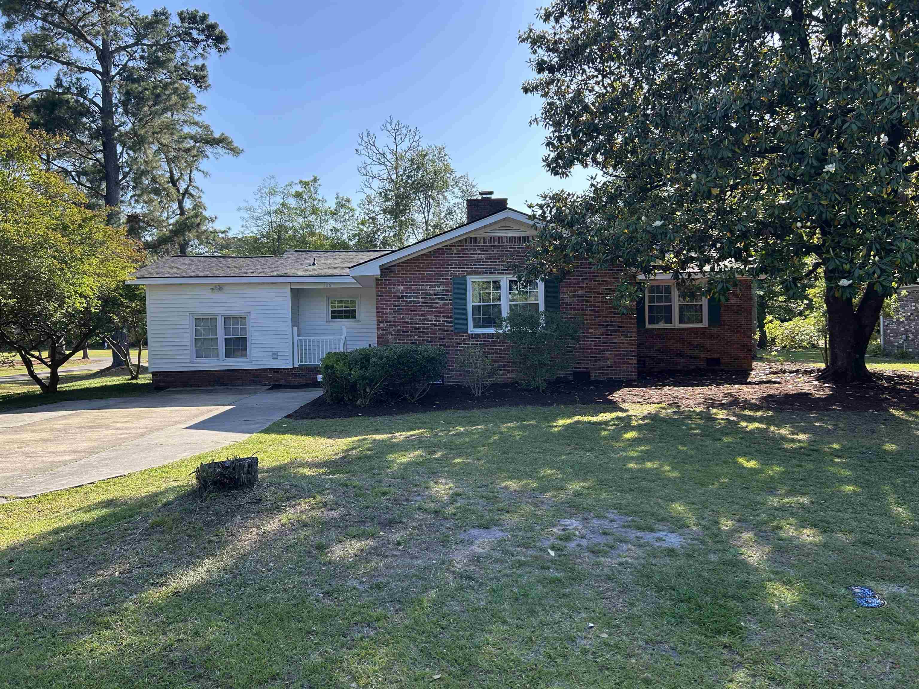 106 University Dr.