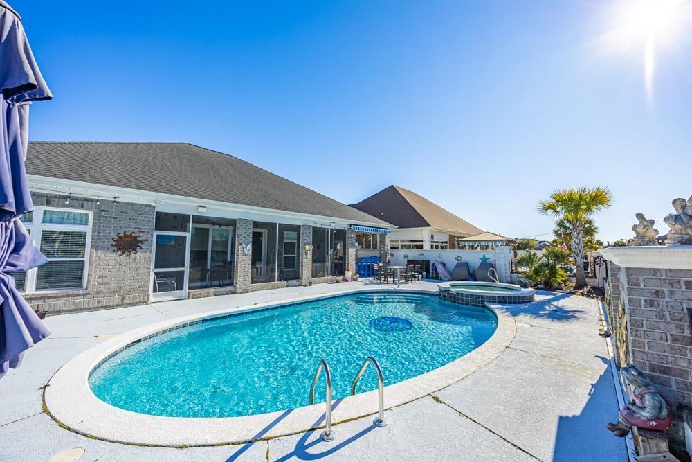 232 Waterfall Circle