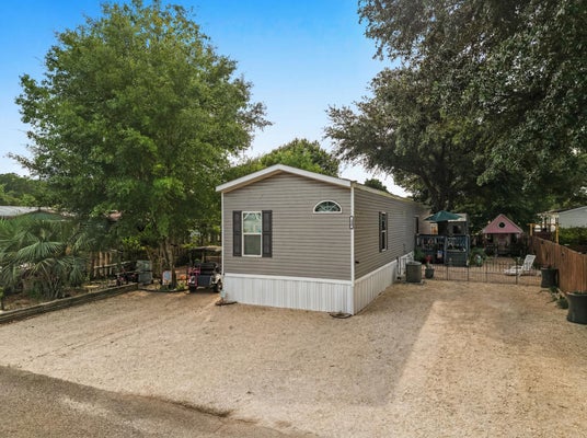 144 CROOKED ISLAND CIR, MURRELLS INLET, SC 29576 - Image bef6ca9352c83804aaf82dcdcbaa7a9c/1124517694