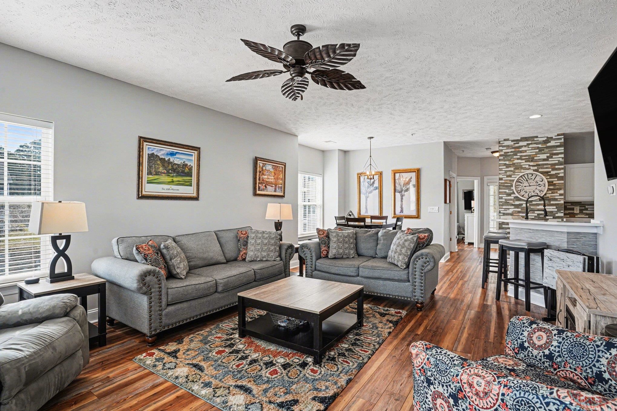 6000 Windsor Green Way 204