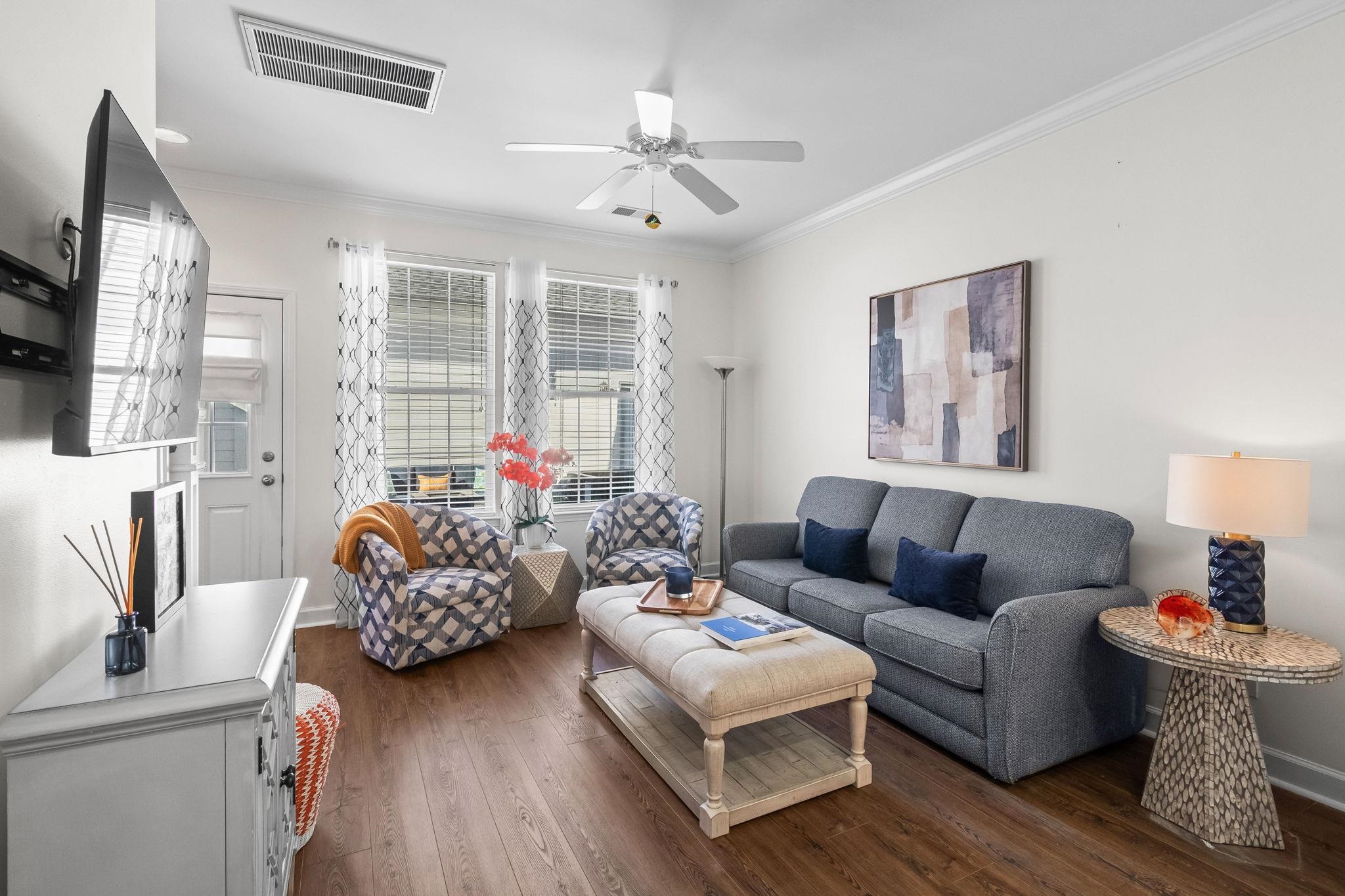 3500 Alexandria Ave. 3500