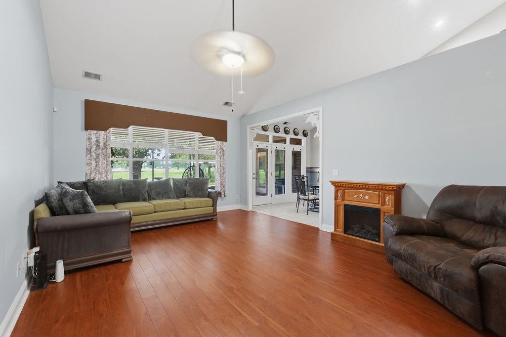4889 Westwind Dr.