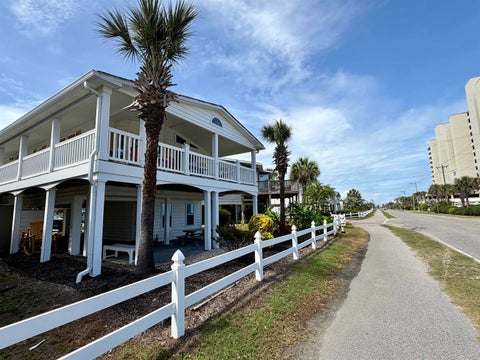 Photo of 1914 Lark Dr, Surfside Beach, SC 29575 (MLS # 2613401)
