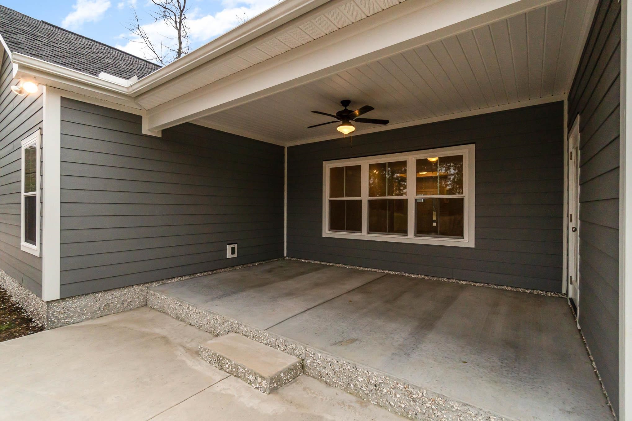 1529 Crooked Hook Rd.