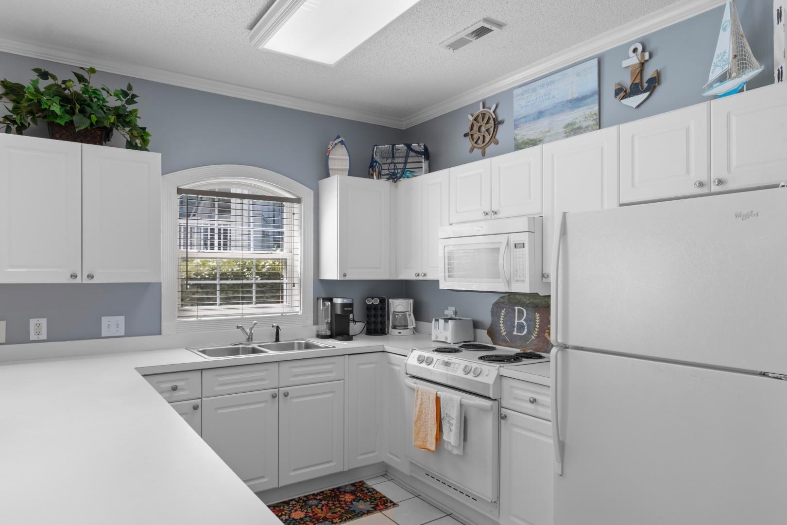 4161 Hibiscus Dr. 15-104