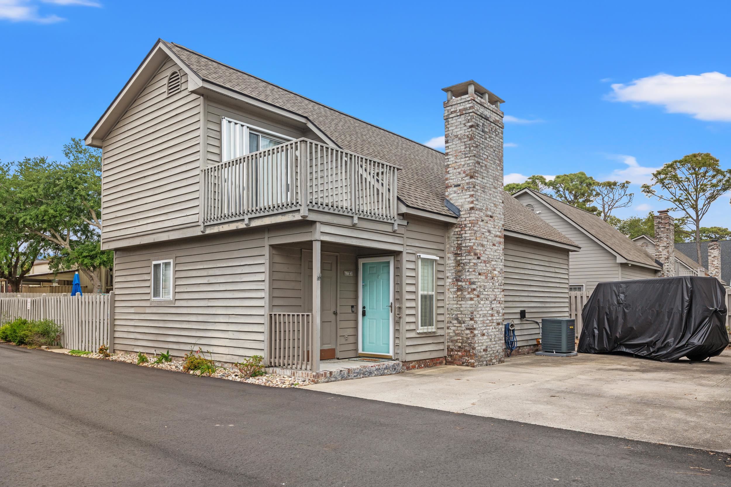 1708 B Edge Dr.