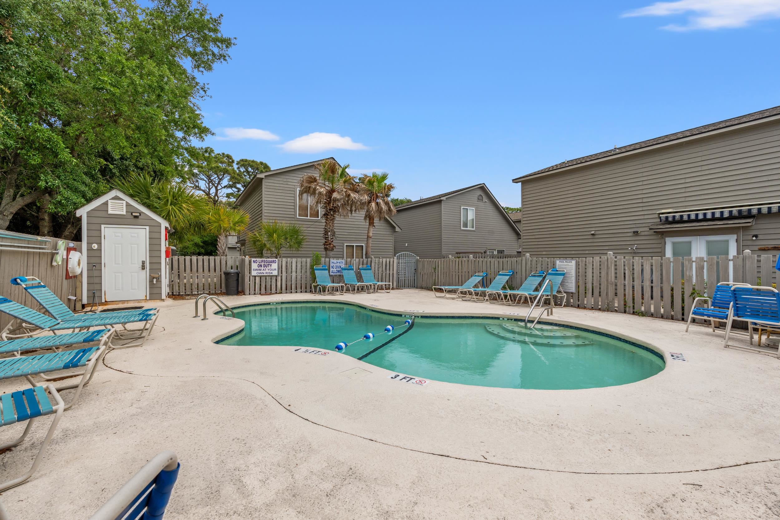 1708 B Edge Dr.