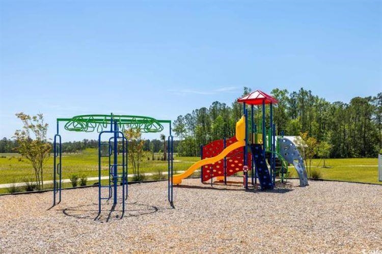 1520 Pershing Loop