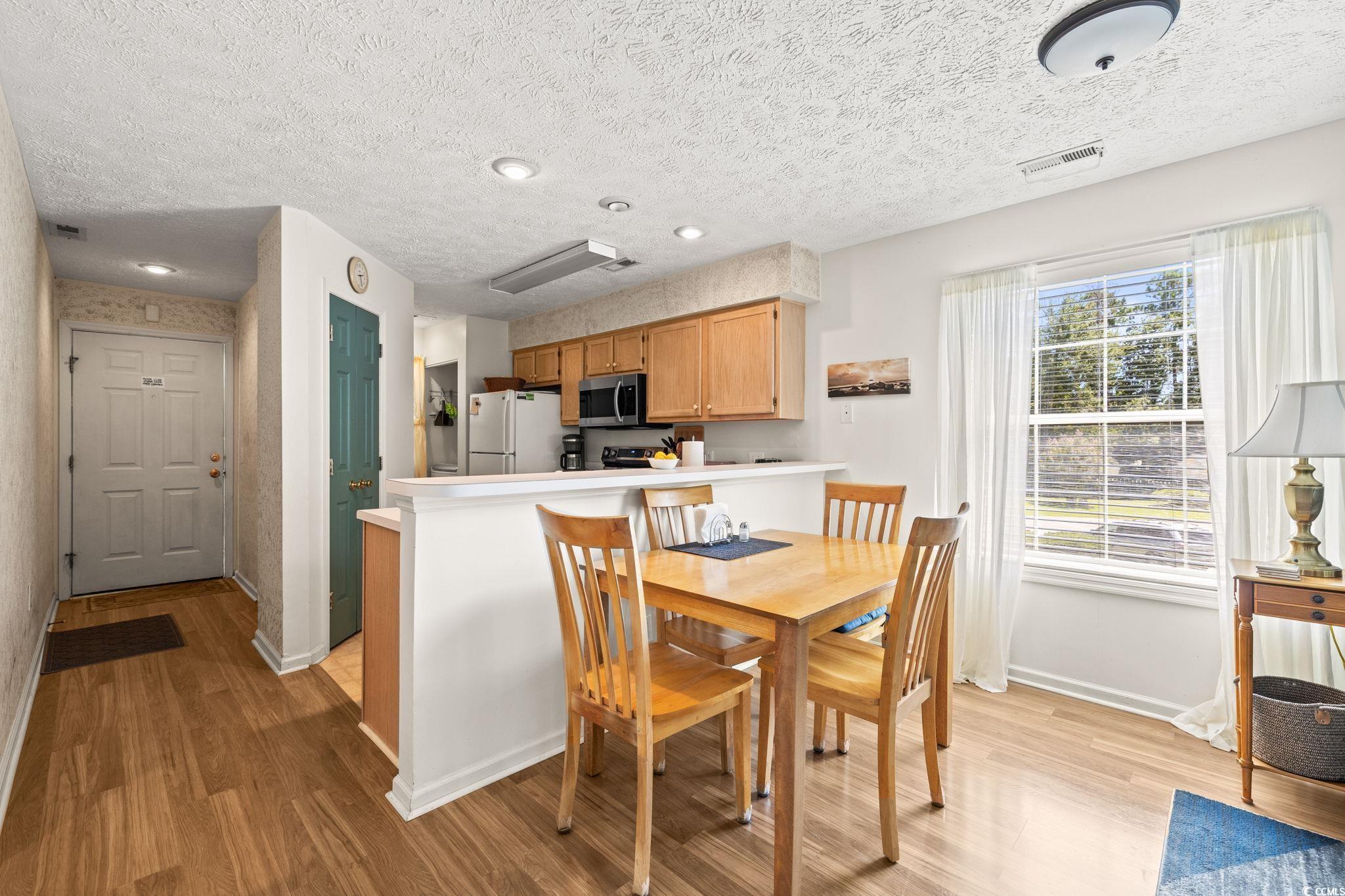553 White River Dr. 13-D